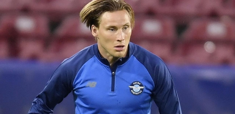 Beşiktaş, Jonas Svensson ile sözleşme imzaladı.