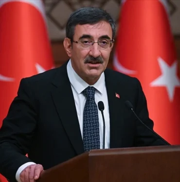 thumbs-b-c-560eac80eedefebc64324918dba83373