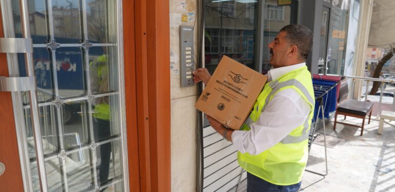 Kartal Belediyesi’nden Ramazan Ayı’nda İhtiyaç Sahiplerine 20 Bin Gıda Kolisi Yardımı