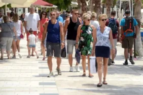 67c694d145a81716__w1200xh762