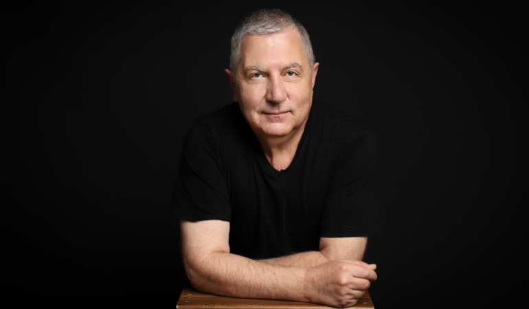 “Dikkat! Devleti ve Milleti Soyan Haramiler İş Başında!”