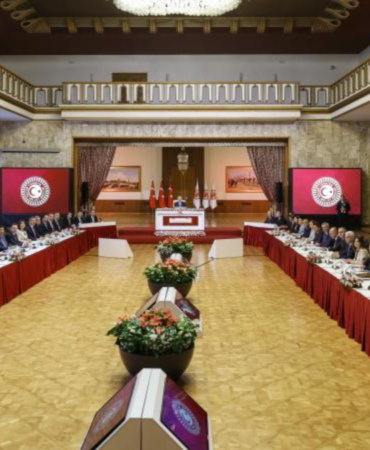 6895df4491959585.jpg
