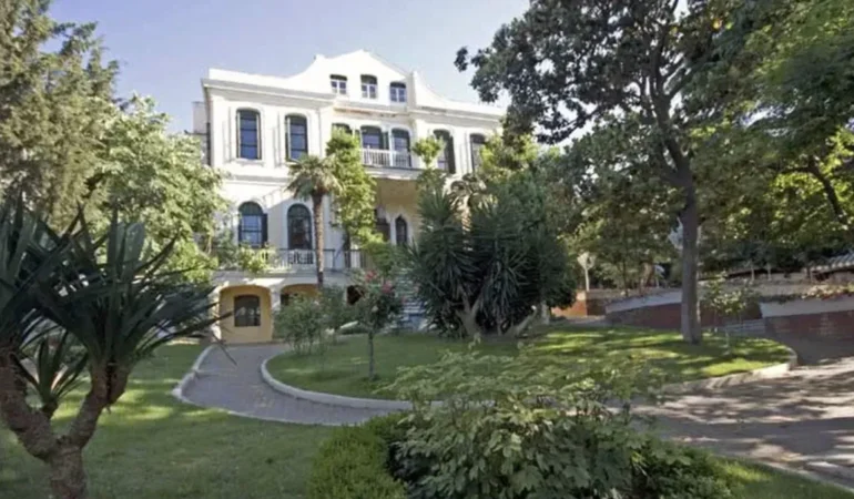 Adalar Adliyesi’nde soygun…