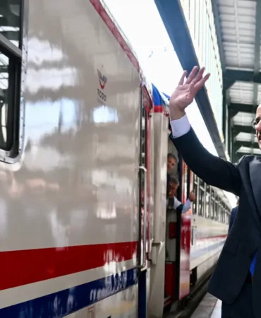 6947b81a37b72681__w1200xh851