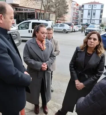 0x0-chpli-baskan-yuceere-cerkezkoyde-sert-tepki-su-yok-fatura-var-1769709929039