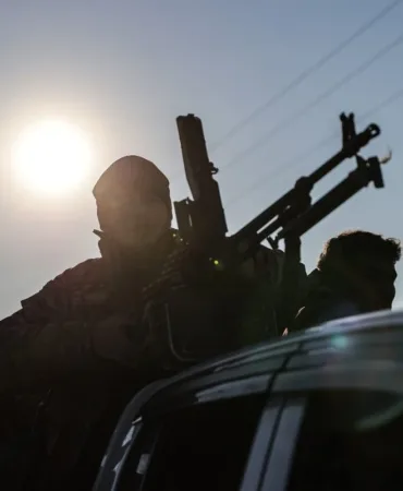 697526569162d818__w1200xh800