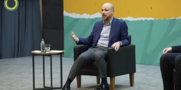 697b56ffc26d2429__w1200xh713