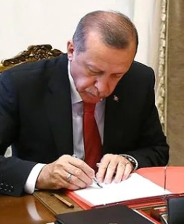 s-ece7f73231bb2a6588fdb11571e29d4b1a6fd5d8