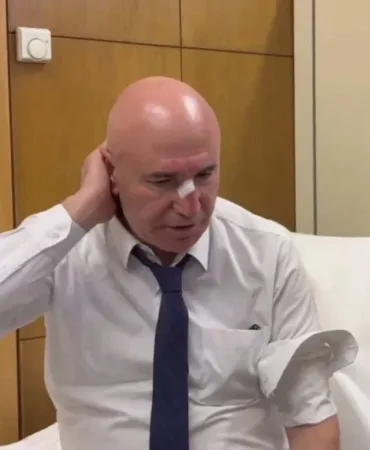 698d9fe21a438431__w1200xh763