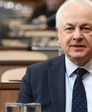 6995ef05ab2cd508__w1200xh675