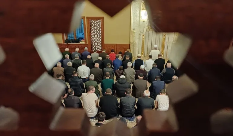 6995f8b88c86b299__w1200xh675