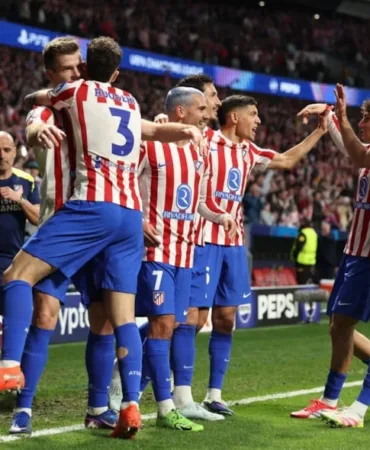 699e237a5d54b275__w1200xh885