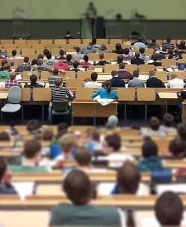 69a038e997fee768__w1200xh675