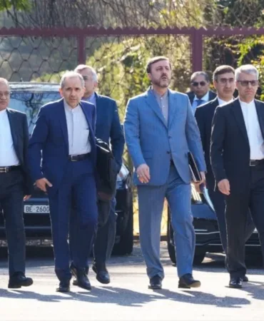 69a09a7b918c0114__w1200xh925