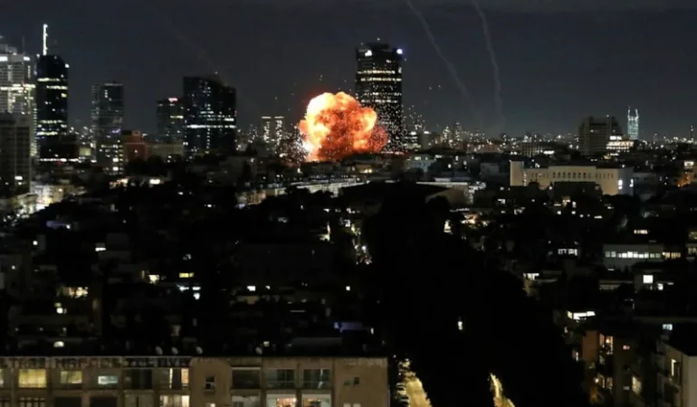 69a5f6f74242b712__w1200xh826