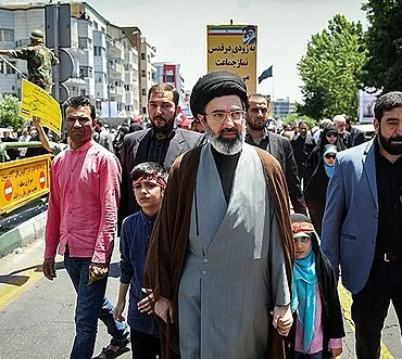 Mojtaba_Khamenei_and_his_children_in_Quds_Day_1397